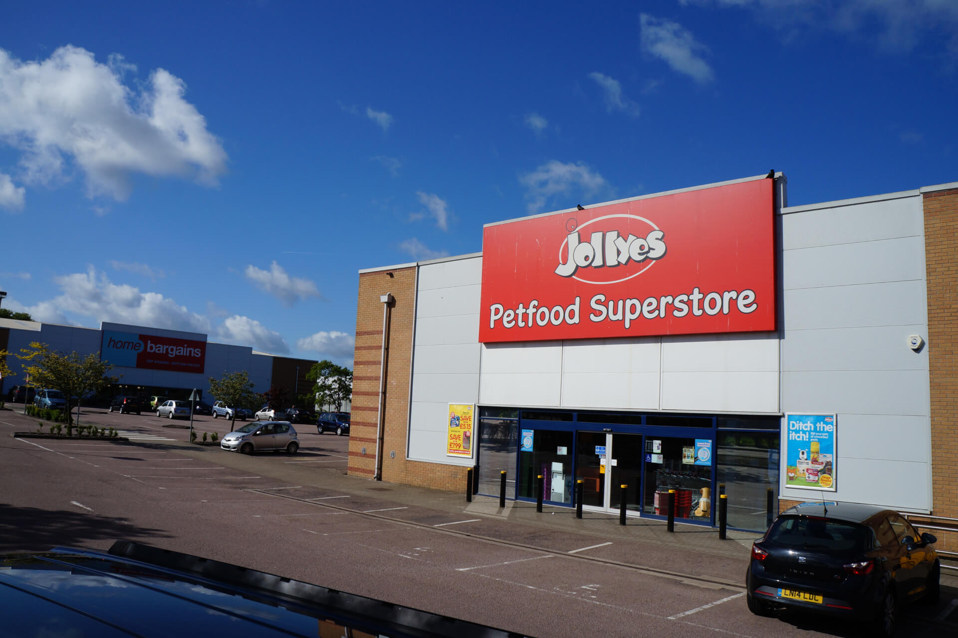 An external view of Jollyes Petfood Superstore.